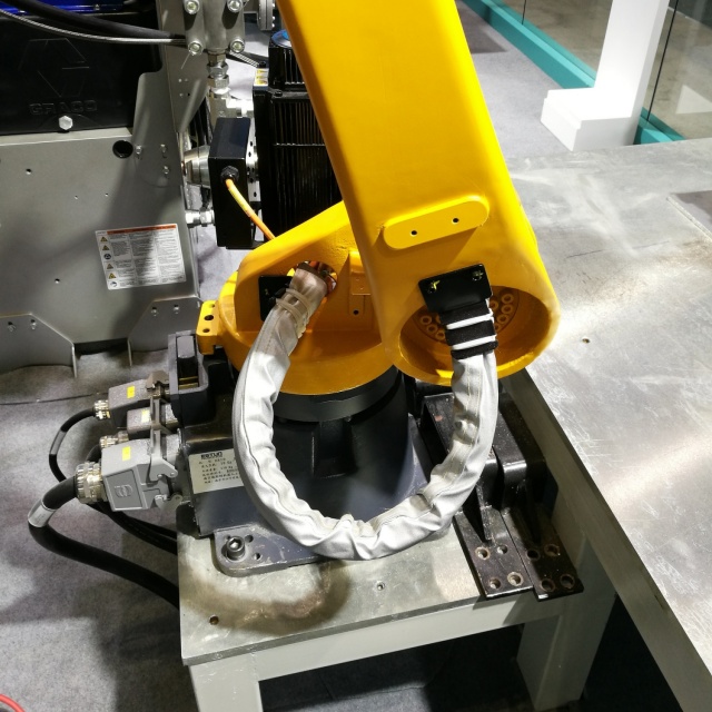 DPCG Industrial Robot Matching Aramid Casing